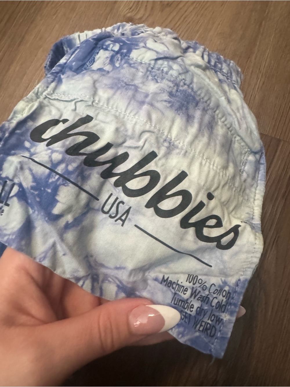 Chubbies Tie-Dye Blue and Cream 5inch Inseam Shorts - Picture 10 of 10